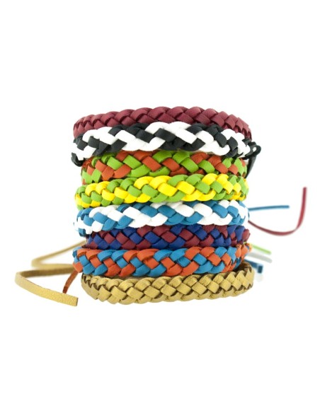 Pulseras de cuero trenzado en colores ajustables para protección contra mosquitos.