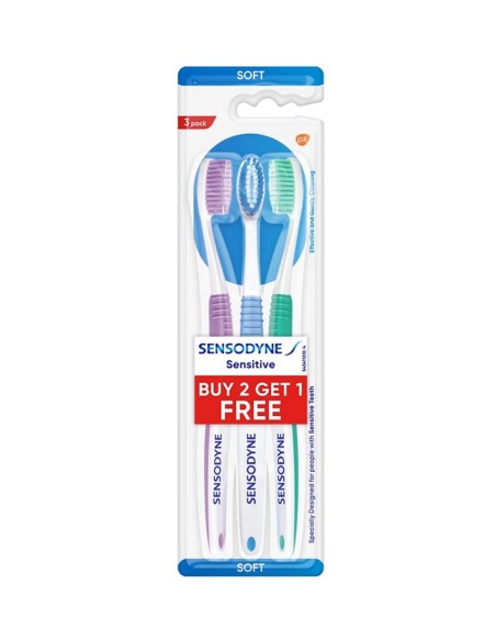 Cepillo Dental Sensodyne Sensitive 2+1 gratis con filamentos suaves para dientes sensibles.