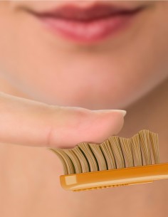 CEPILLO DENTAL ORAL-B GENTLE CARE EXTRA SUAVE CLOVE 2