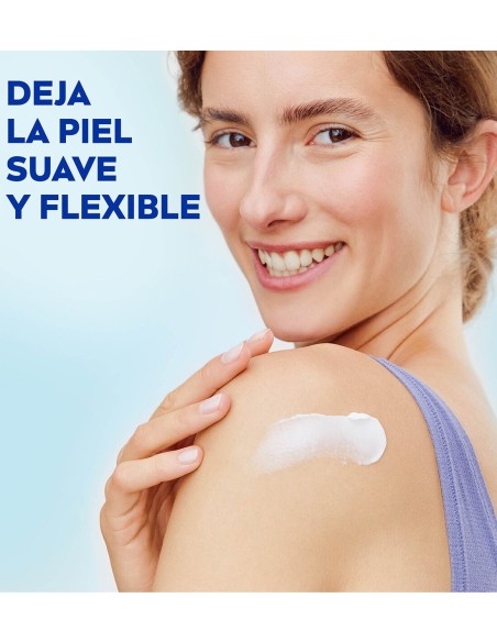 Nivea Soft 75 ml, crema hidratante ligera con aceite de almendra, ideal para el neceser.