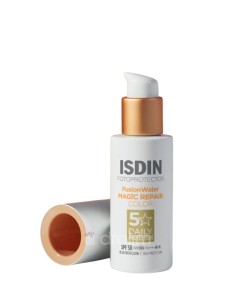 Protector facial ISDIN Fusion Water Repair Color SPF?50  50?ml, textura ligera y tono natural