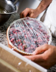 Film transparente alimentario profesional 0,30 cm x 250 m 8 micras para conservación de alimentos 2