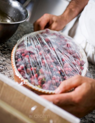 Film para alimentos transparente 0,45 cm ancho y 250 m de largo, alta resistencia y calidad