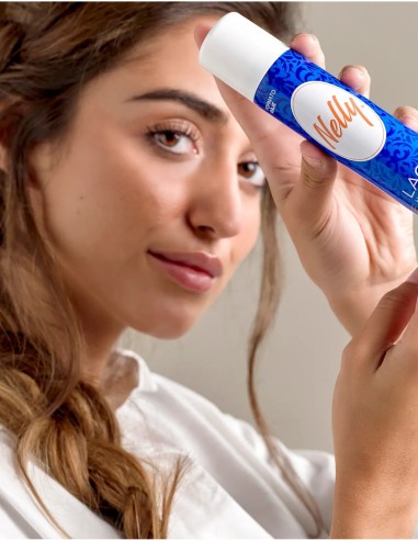 Laca Nelly Spray 75 ml, fijación duradera en formato compacto para bolso o neceser
