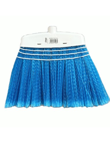 Escoba de fibra dura azul para limpieza de exteriores.