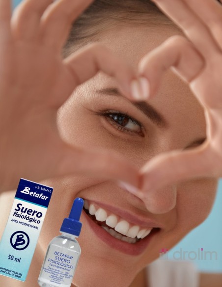 Suero fisiológico Betafar 50ml para uso nasal y ocular.
