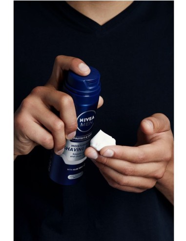 Envase de Nivea Protect & Care.