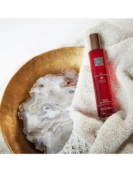 Perfume corporal y capilar Rituals rosa y almendras.