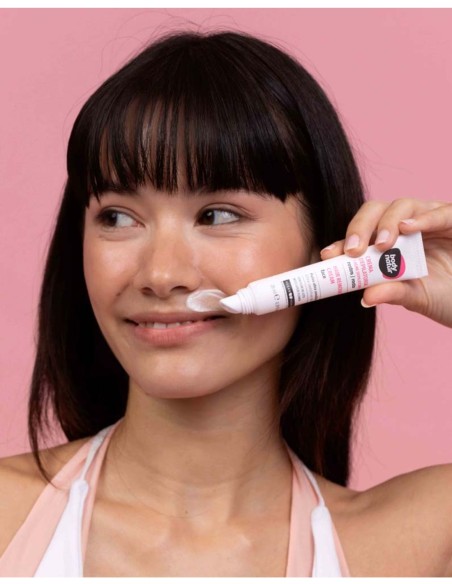 Depilación facial con crema Body Natur hidratante.