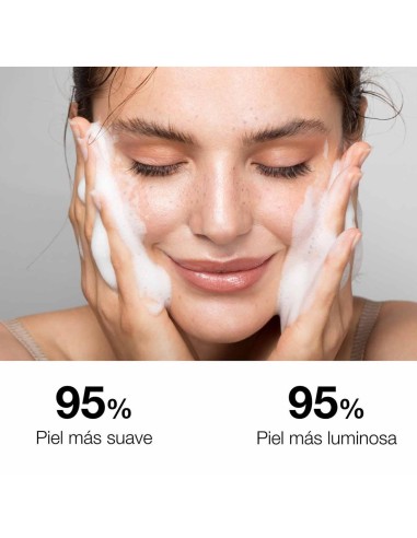 Bella Aurora gel exfoliante para un cutis radiante