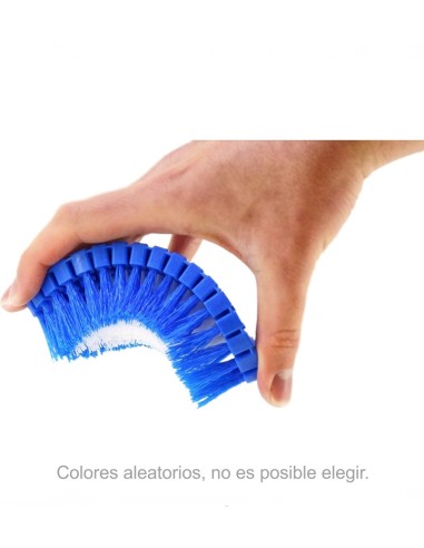Cepillo fregar adaptable cerdas resistentes.