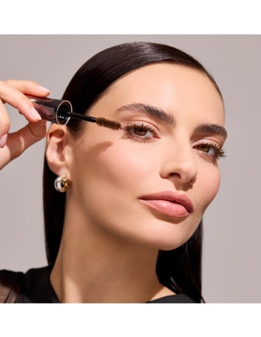 Maquillaje de ojos profesional deborah milano tono marron