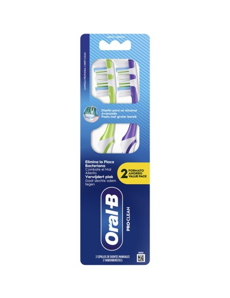 Blíster en formato ahorro Value Pack que contiene dos cepillos de dientes manuales Oral-B Pro-Clean de dureza media