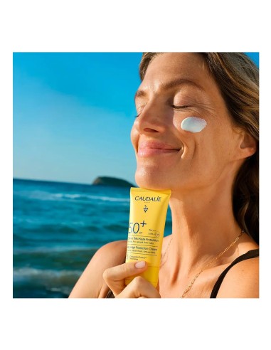 Crema solar Caudalie Vinosun Protect con tecnología CollagenSkinProtect