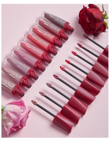 Barra de labios líquida mate Deborah Milano Red Touch.
