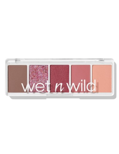 Vista frontal de la paleta de sombras de cinco tonos en gamas rosadas y marrones con tapa transparente.