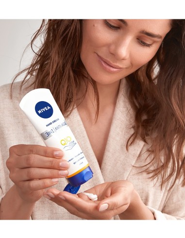 Nivea Crema de Manos Q10 Antiedad Hidratante 75 ml