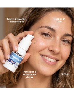 Babaria Fluido Facial Ácido Hialurónico SPF50+ Color Adapt 30 ml envase y caja de presentación 2