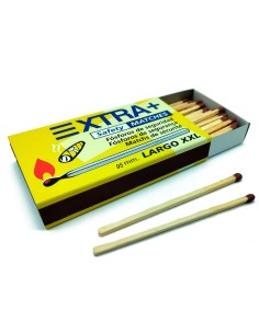 Caja de cerillas extra largas XXL Extra+ de 95 mm abierta con palillos de madera