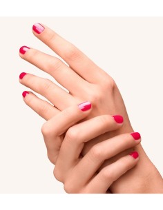 Esmalte rojo Mavala Mini Color 3 Paris de 5 ml en frasco de cristal con tapón dorado 2